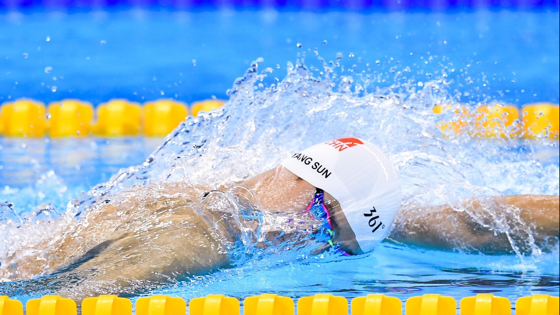 “未来中国足球运动员储备池逐步饱满，行业前景看好”，中国培养足球运动员